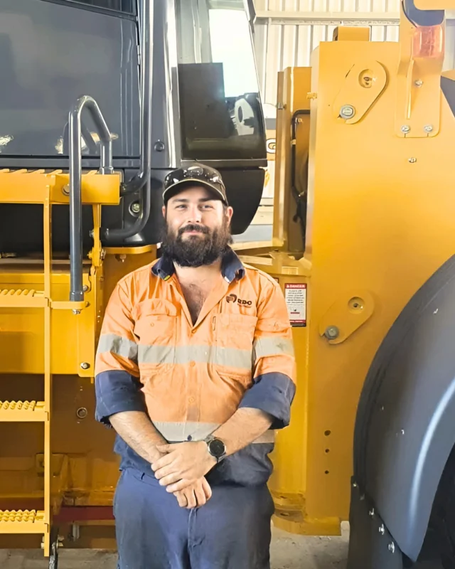 With nearly 16 years’ experience on heavy machinery, Cameron Wood joined RDO Equipment Townsville three years ago and has since built a reputation for outstanding service across North Queensland.

Now working as a Field Service Technician, Cameron thrives on travelling the region to keep customers up and running. His commitment to quality work recently saw him assist five different customers in Richmond in just one week — all to the same high standard.

👏🏆 Congratulations to Cameron, who is a finalist in the Construction & Forestry Service Technician category for this year’s John Deere Technician Awards.

#RDOEquipment #TechnicianOfTheYear #CameronWood #JohnDeereAustralia #MountStJohn #CFTech #GreenBlooded #Finalist2025